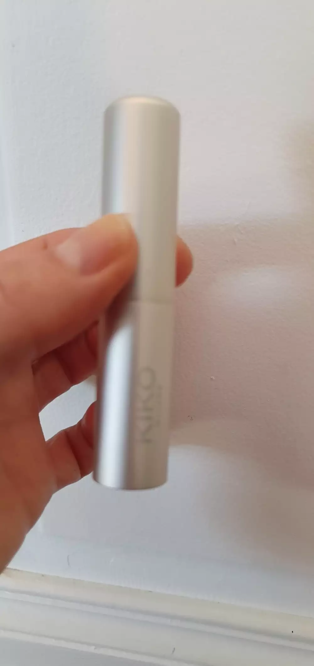 KIKO - Hydra shiny lip stylo pomadka