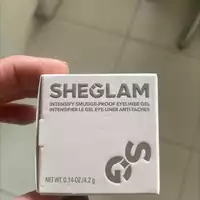 SHEGLAM - Gel eye-liner anti-taches