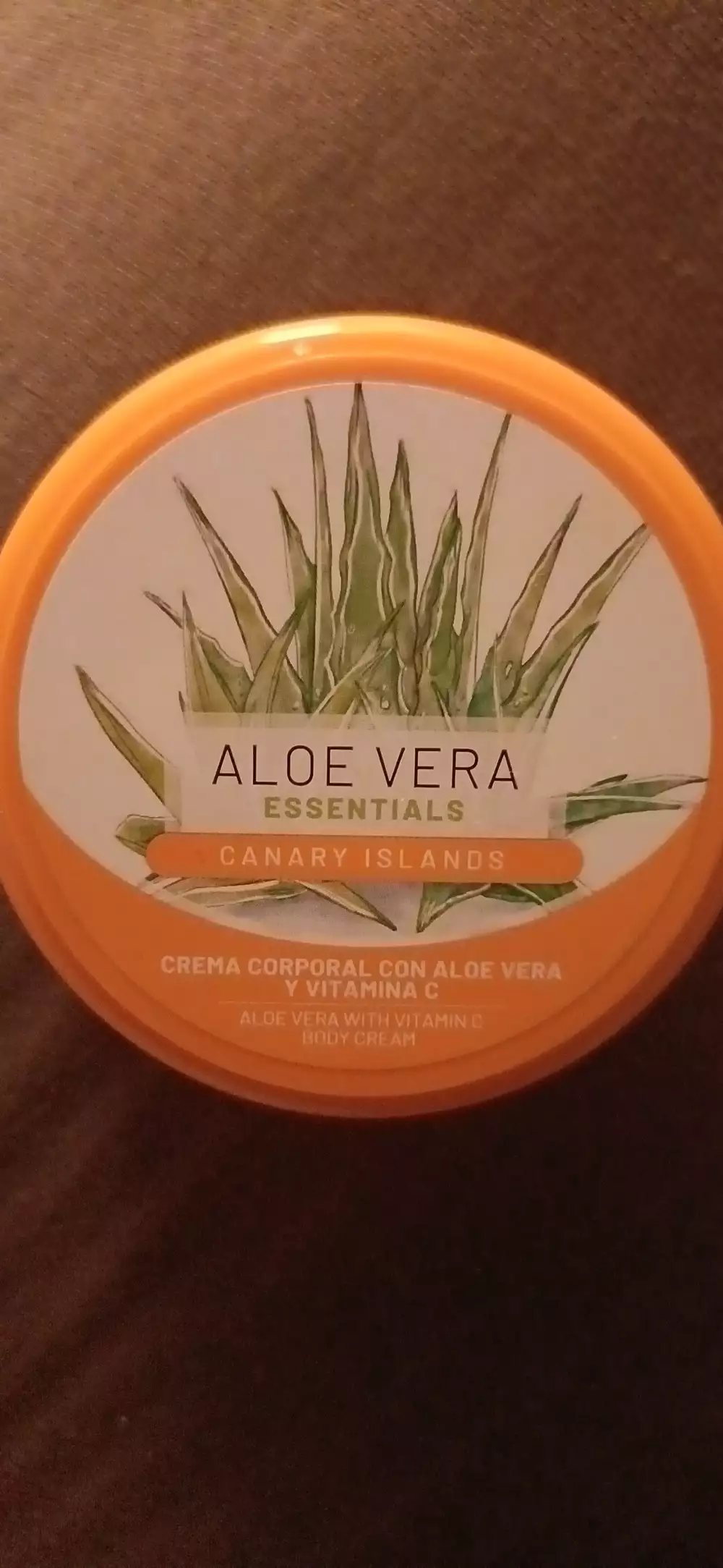 LOV FOR COSMETICS - Aloe vera essentials canary islands - Body cream