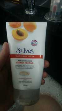 ST IVES - Blemish fighting - Apricot scrub