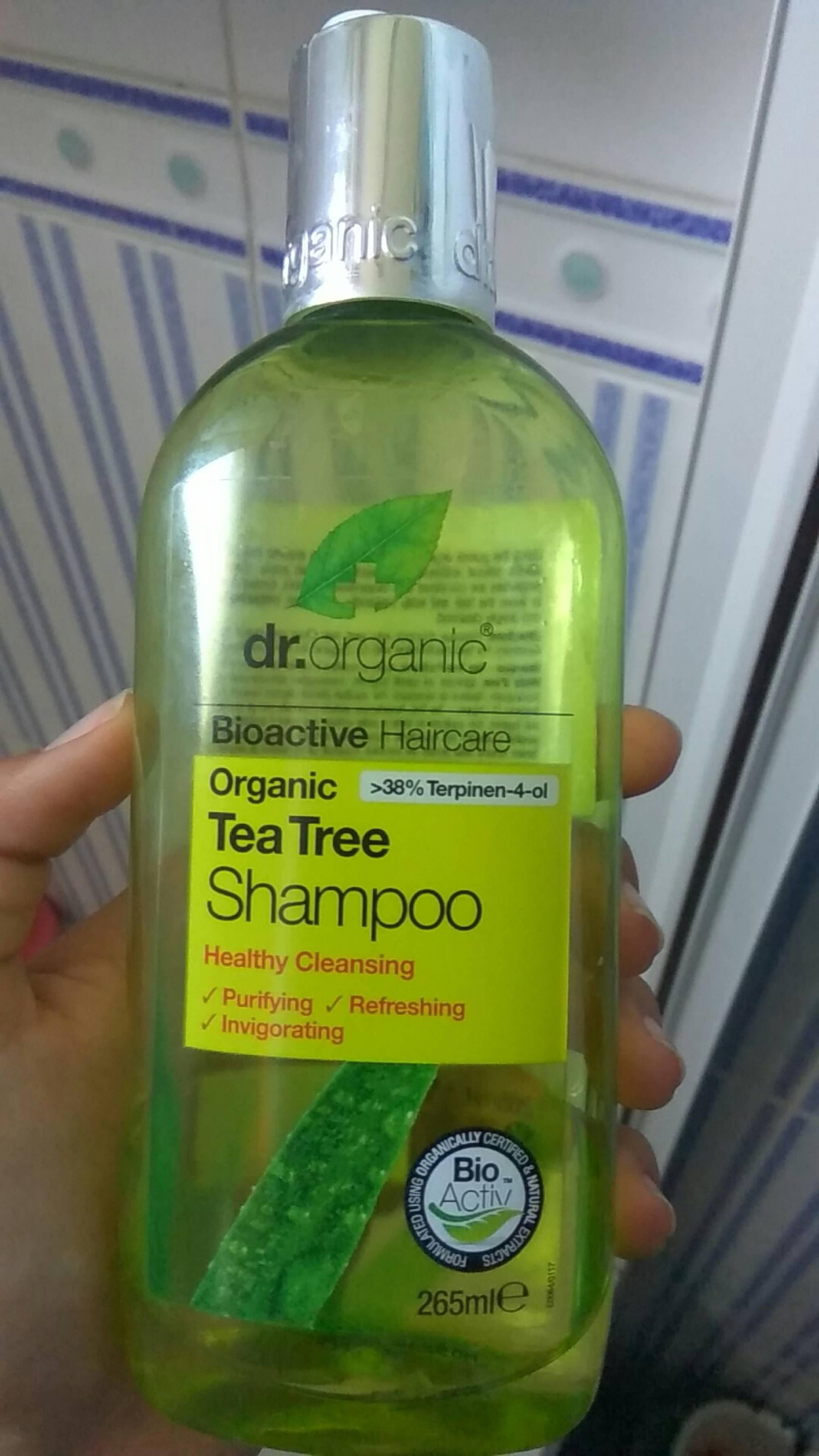 DR. ORGANIC - Tea tree shampoo