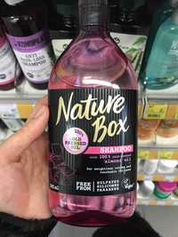 NATURE BOX - Shampoo almond oil