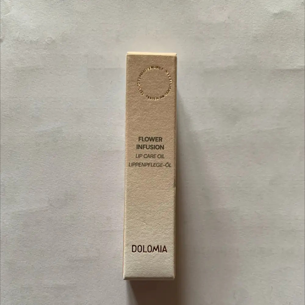 DOLOMIA - Flower infusion - Lip care oil 
