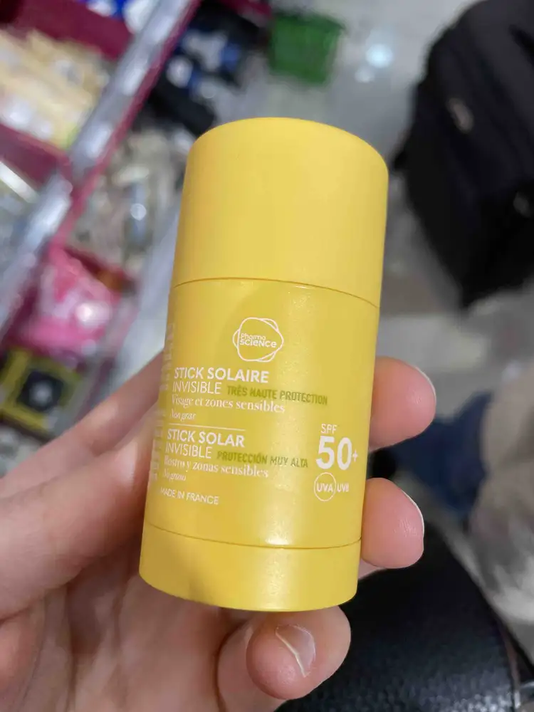 PHARMASCIENCE - Stick solaire invisible visage et zones sensibles SPF50+