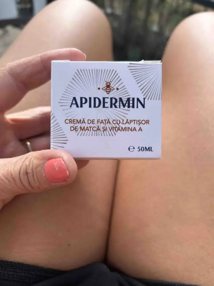 APIDERMIN - Crema de fata cu laptisor de matca si vitamina A