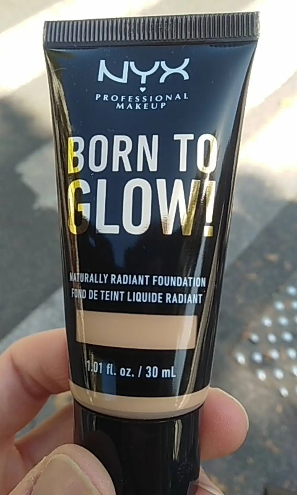 NYX - Born to glow! - Fond de teint liquide radiant