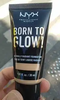 NYX - Born to glow! - Fond de teint liquide radiant