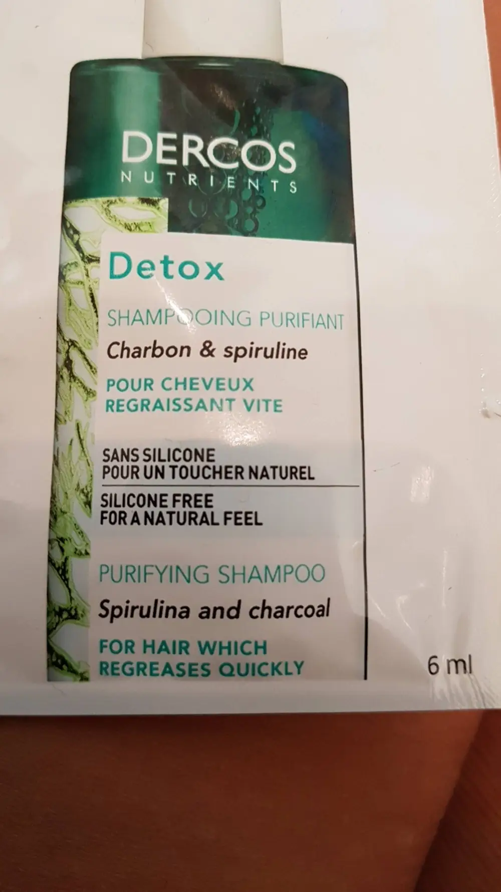 DERCOS NUTRIENTS - Detox charbon & spiruline - Shampooing purifiant