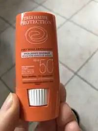 AVÈNE - Stick zones sensibles - Très haute protection SPF 50+