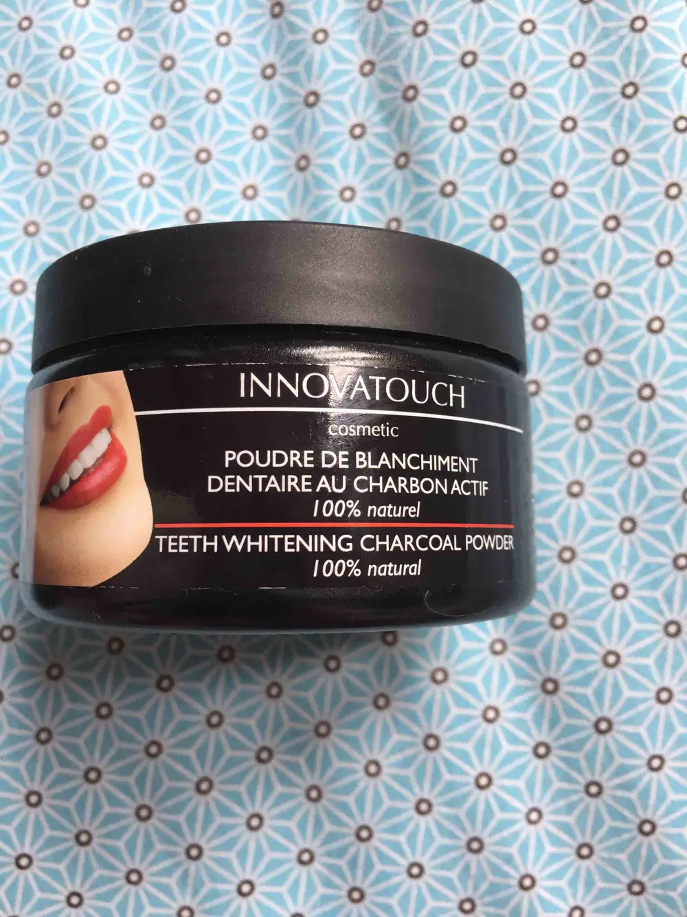 INNOVATOUCH - Poudre de blanchement dentaire au charbon actif