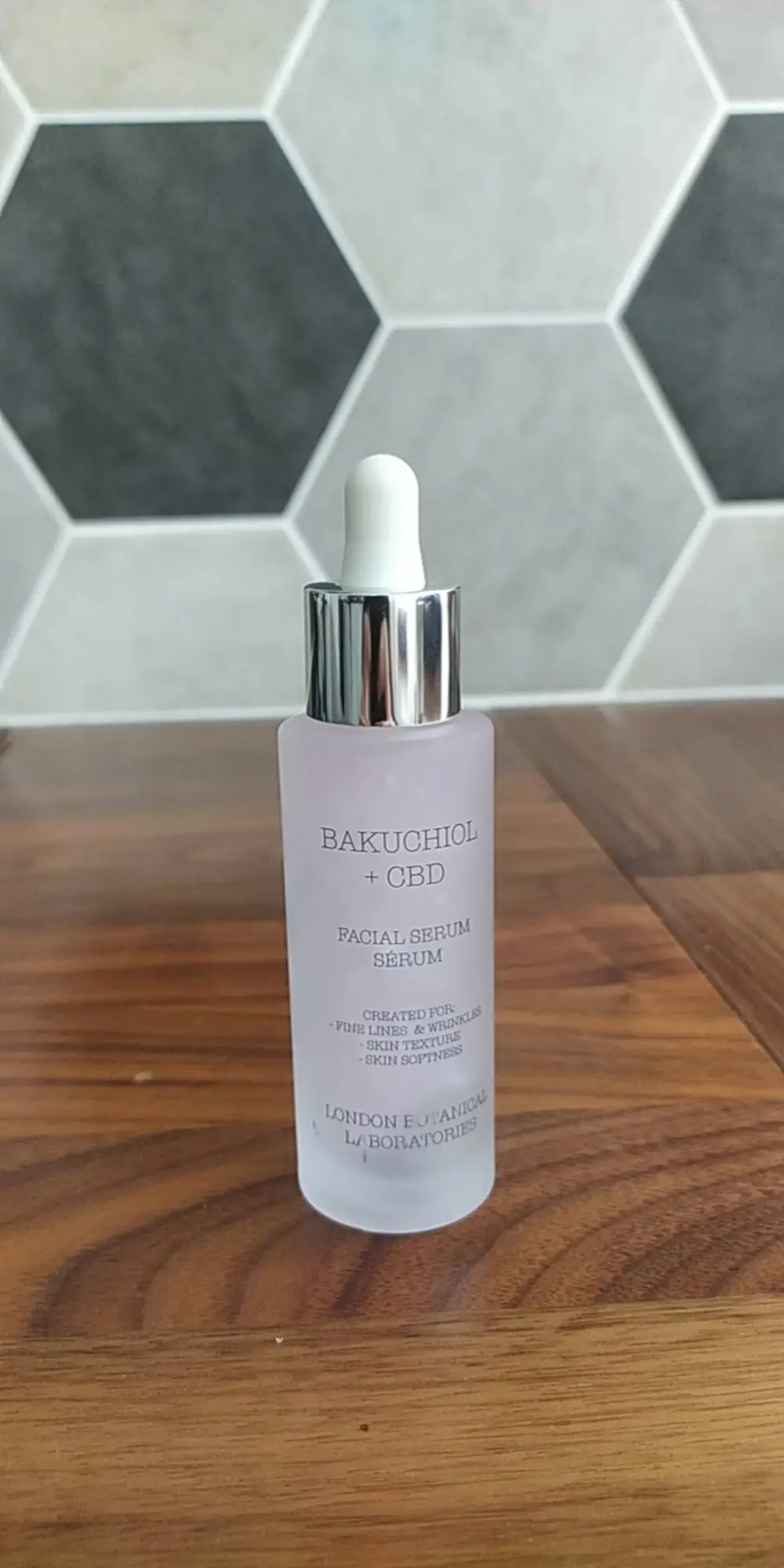 LONDON BOTANICAL LABORATORIES - Bakuchiol + cbd - Facial serum