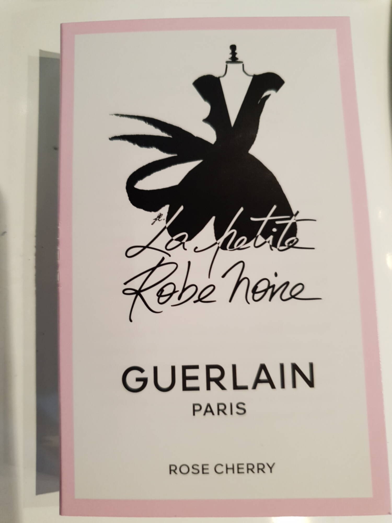 GUERLAIN PARIS - La petite robe noire rose cherry - Eau de parfum