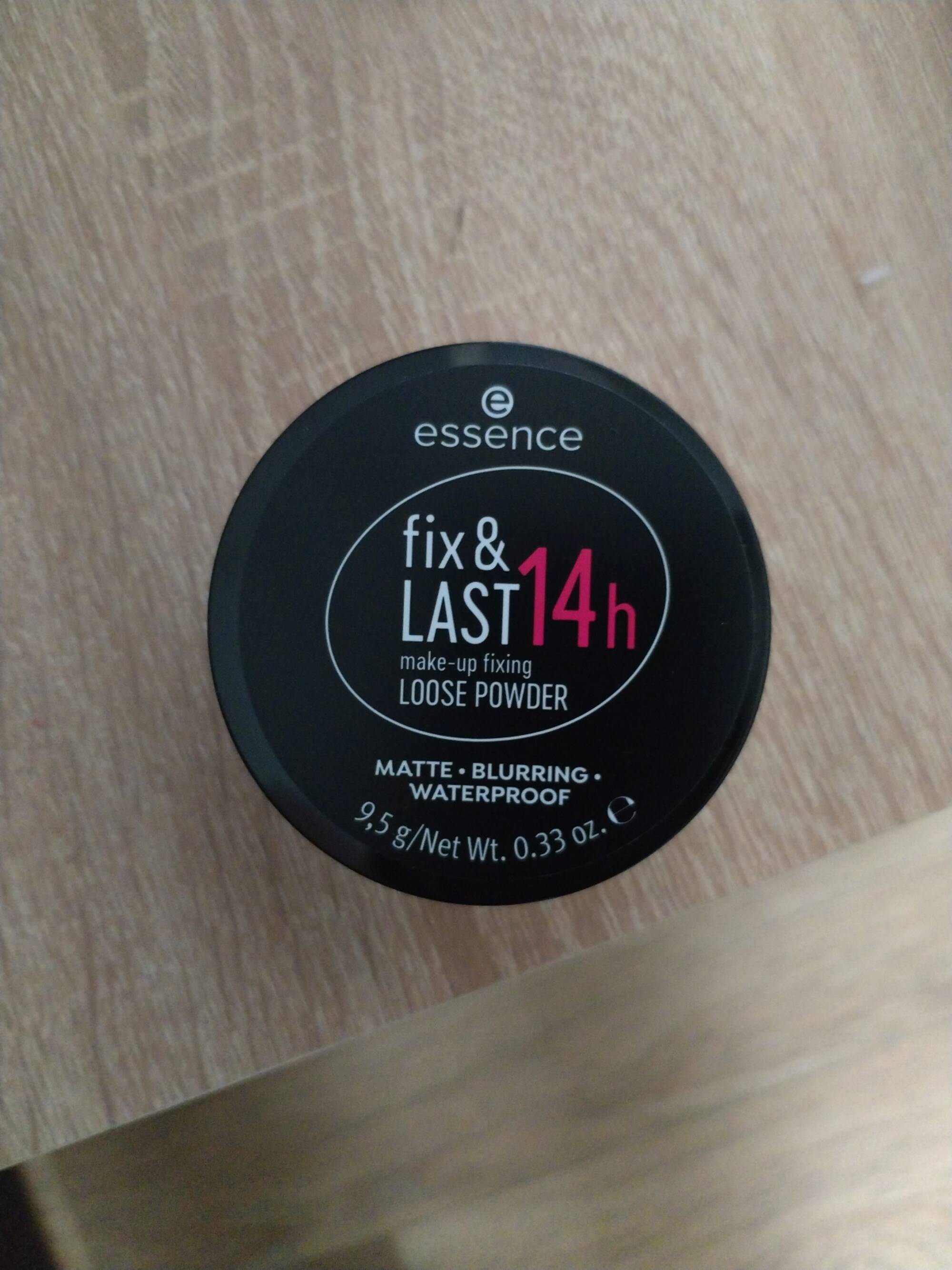 ESSENCE - Fix & last 14h - Make-up fixing loose powder