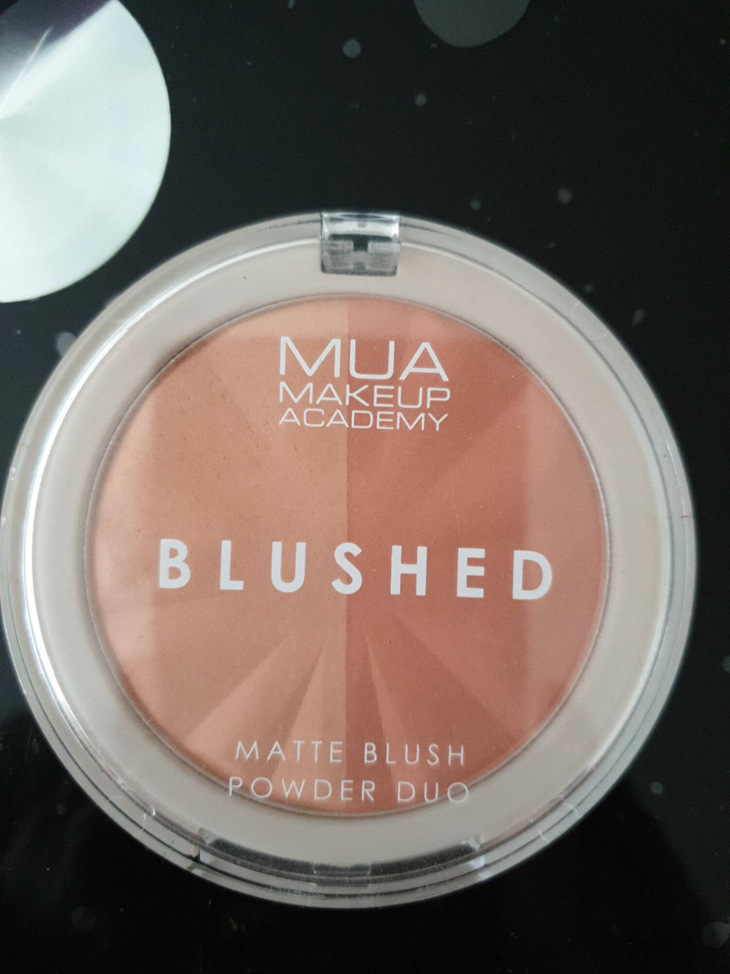 MUA - Blushed - Matte blush powder duo peachy