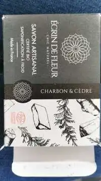 ÉCRIN DE FLEUR - Charbon et cèdre - Savon artisanal 