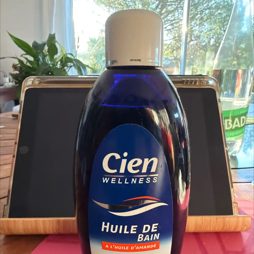 CIEN - Huile de bain à l'huile d'amande 