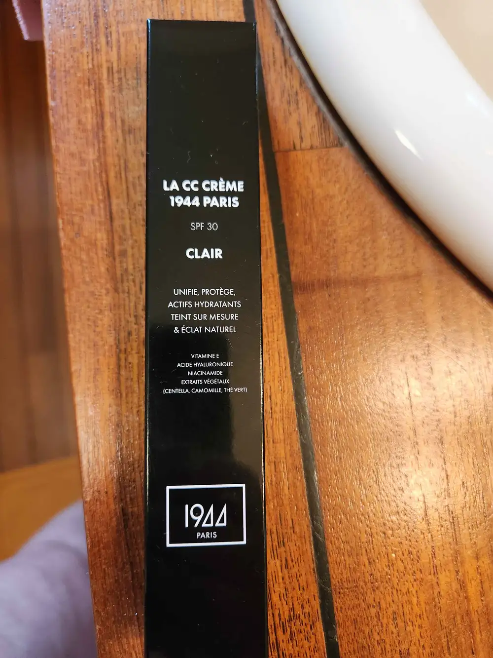 1944 PARIS - La CC crème SPF 30 clair