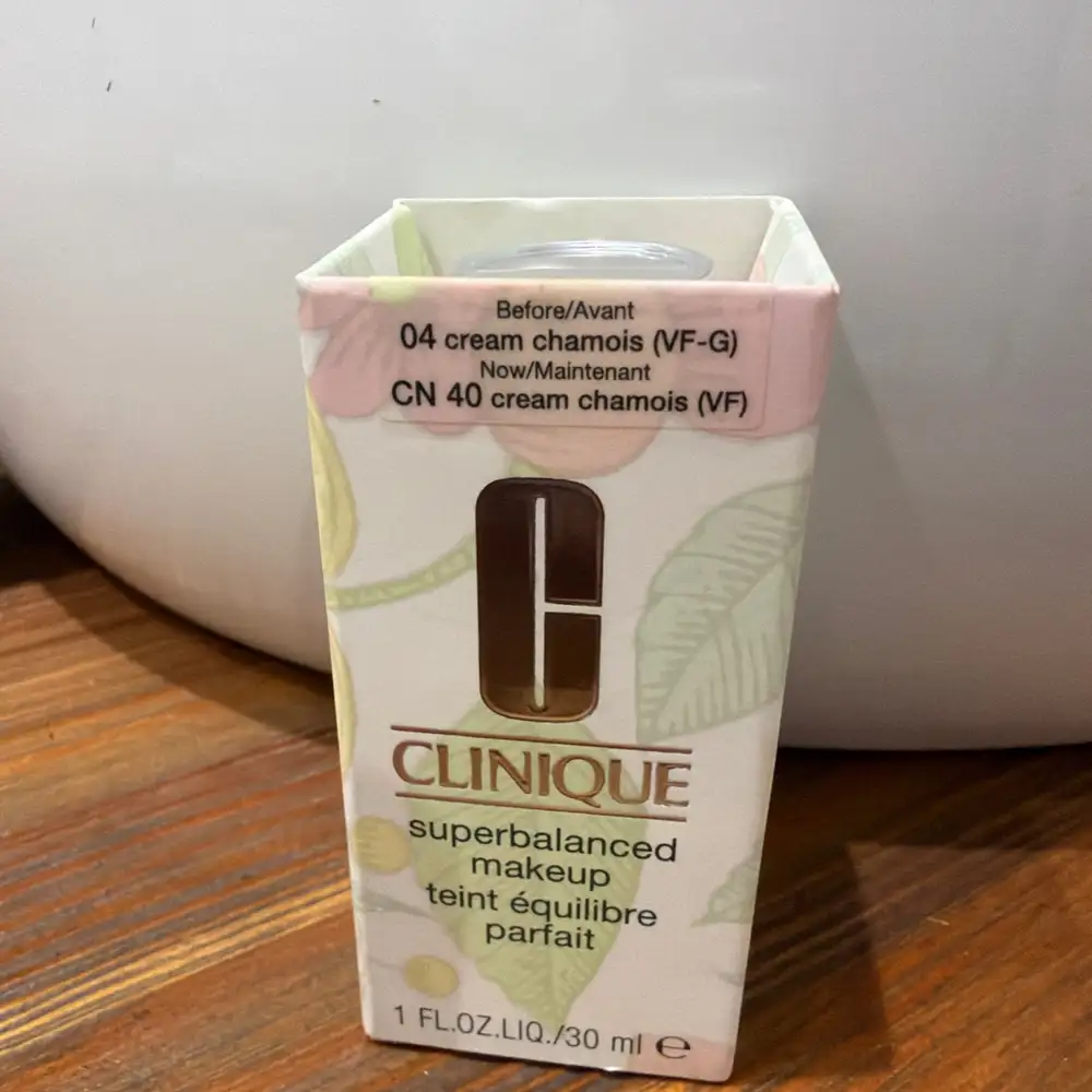 CLINIQUE - Teint équilibre parfait