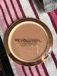 REVOLUTION - Mega bronzer 01 cool