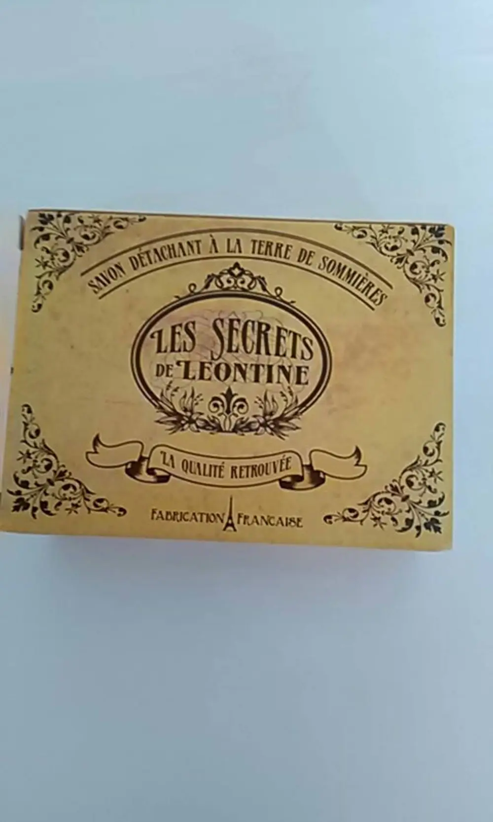 LE SECRETS DE LEONTINE - Savon détachant à la terre de sommières