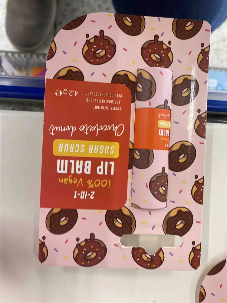 MAXBRANDS - 2-in-1 lip balm chocolate donut