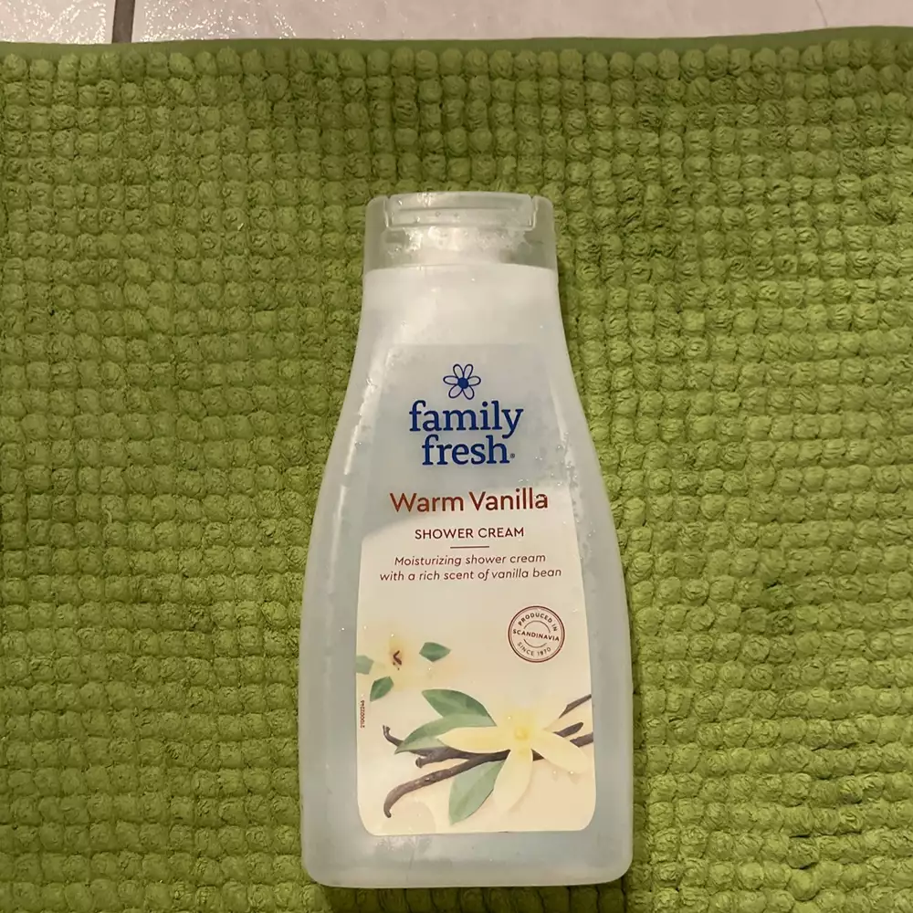 FAMILY FRESH - Warm vanilla - Shower cream