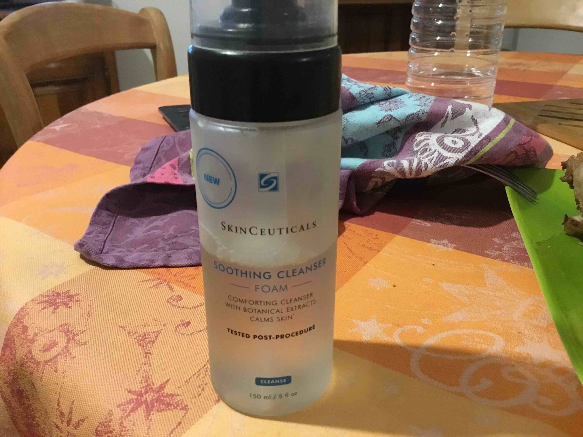 SKINCEUTICALS - Soothing cleanser foam 