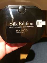 BOURJOIS - Silk édition - Poudre compacte 52 vanille