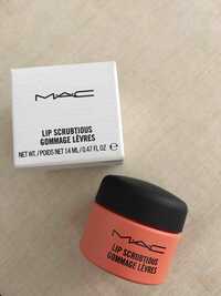 MAC - Gommage lèvres