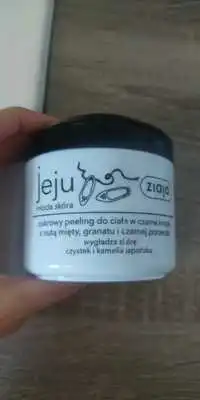 ZIAJA - Jeju - Cukrowy peeling do ciała w czarne kropki