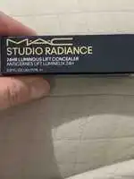 MAC STUDIO RADIANCE - Anticernes lift lumineux 24h