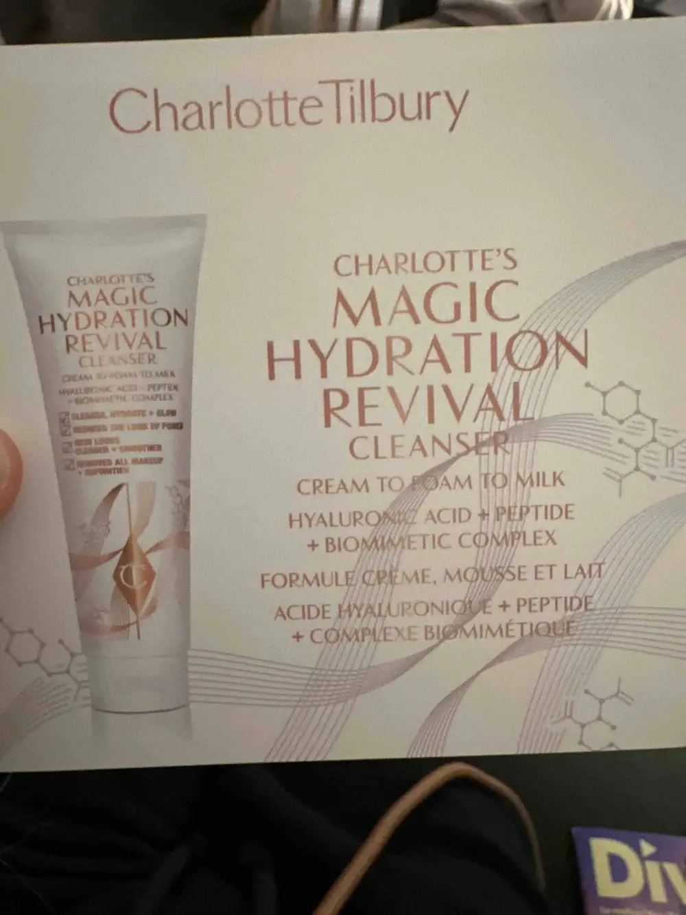 CHARLOTTE TILBURY - Magic hydration revival - Formule crème, mousse et lait