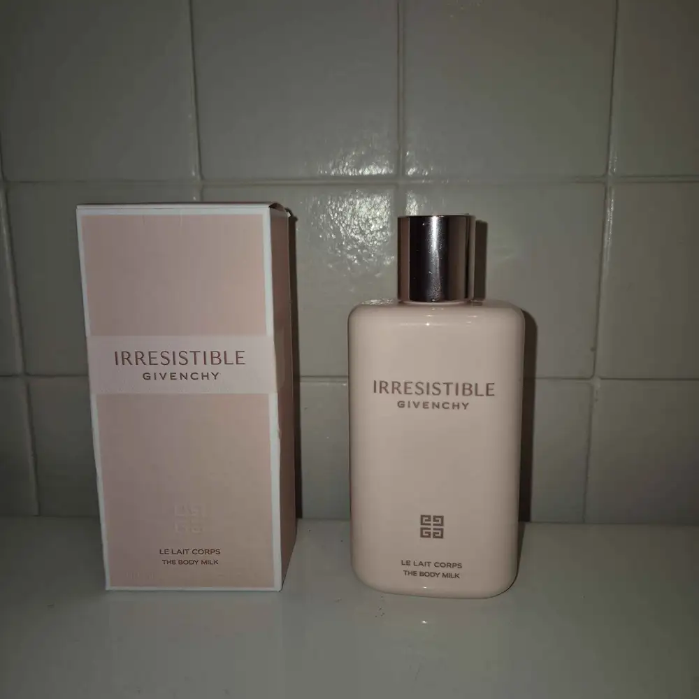GIVENCHY - Irresistible - Lait corps