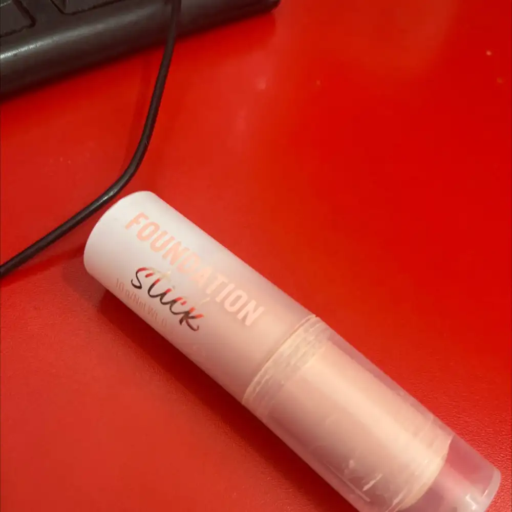 ESSENCE - Foundation stick 
