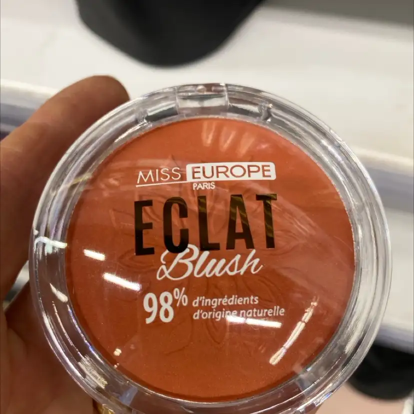 MISS EUROPE - Eclat blush n°02 beige fraicheur