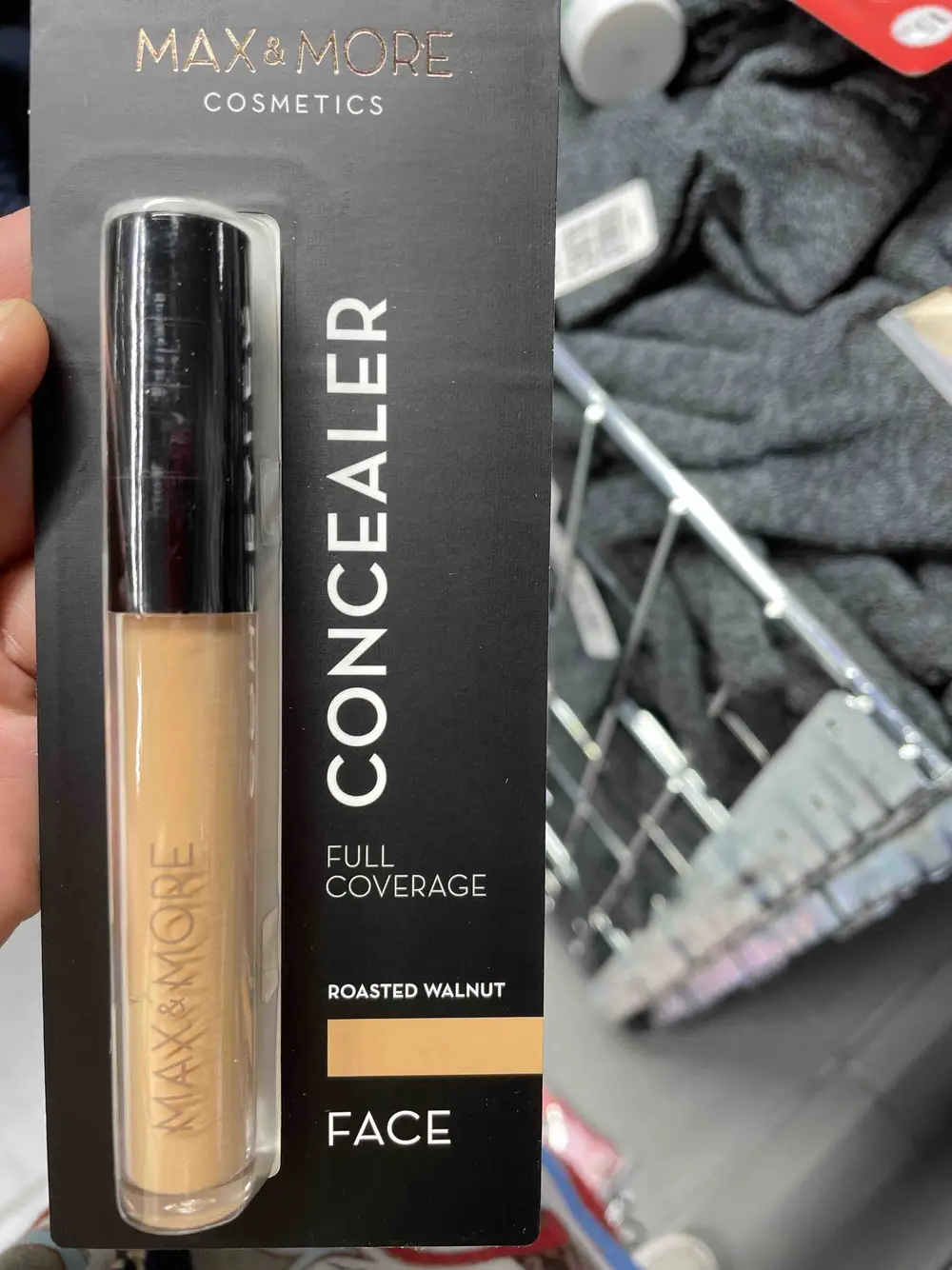 MAX & MORE COSMETICS - Concealer full coverage