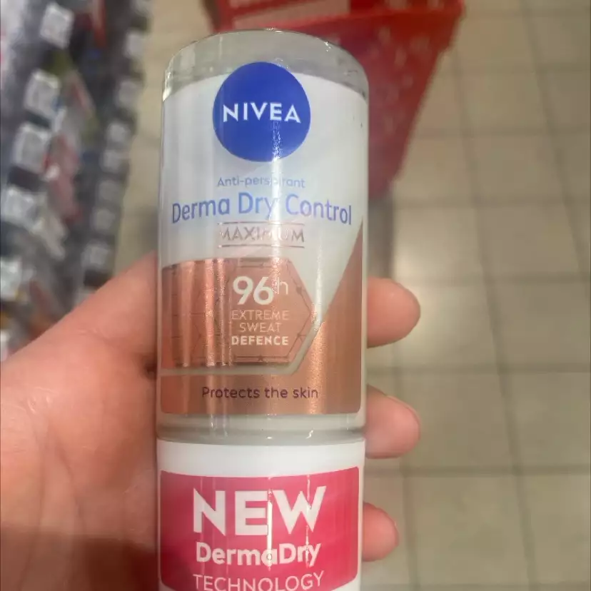NIVEA - Derma dry control - Anti-perspirant 96h
