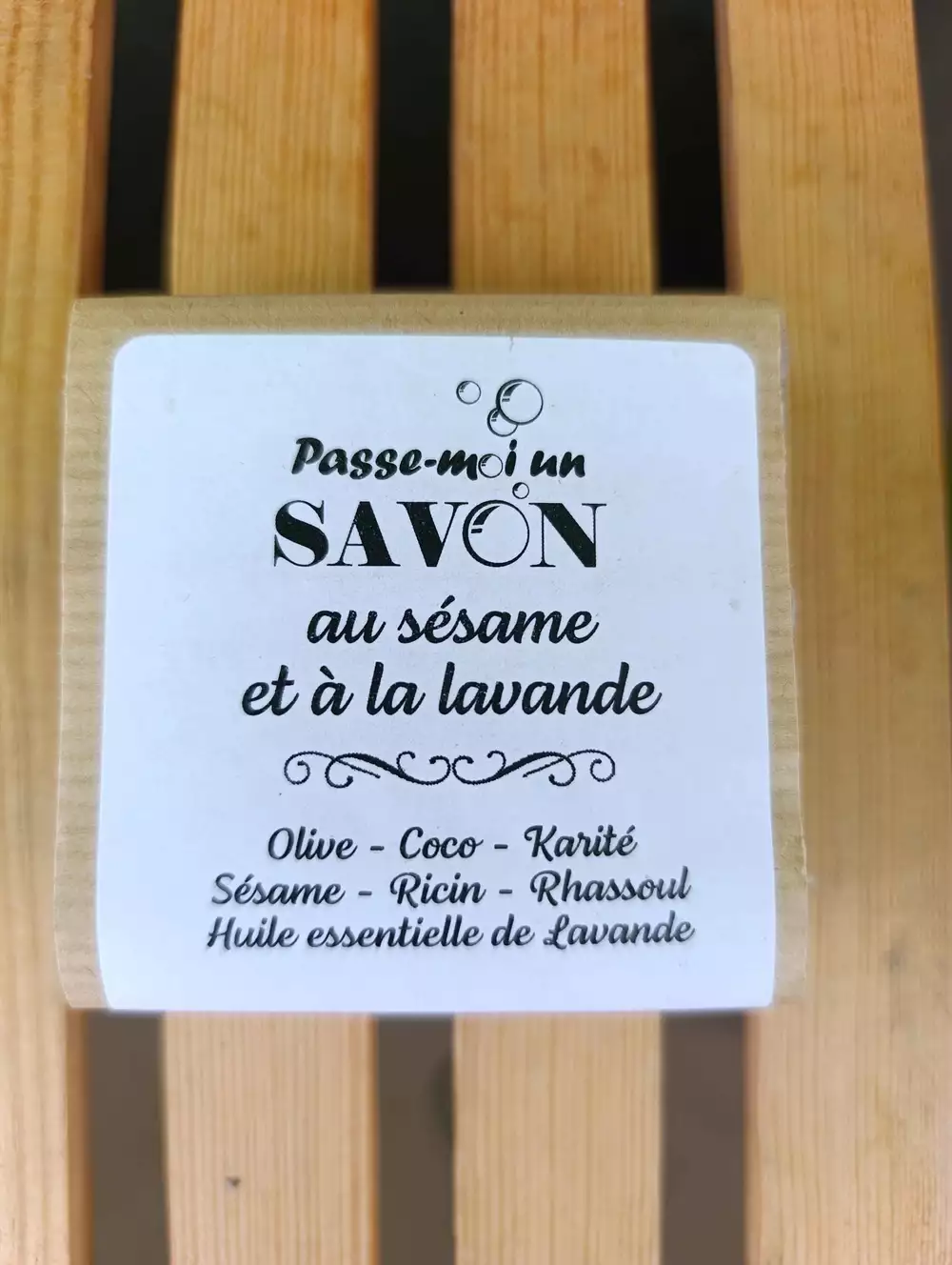PASSE MOI UN SAVON - Savon au sésame et à la lavande 