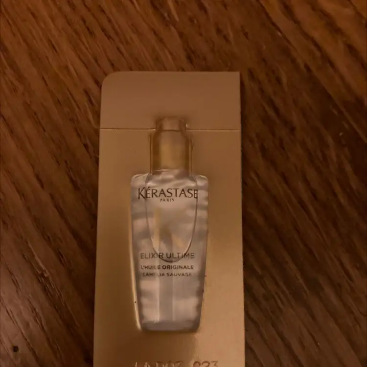 KÉRASTASE - Elixir ultime - L'huile originale camélia sauvage