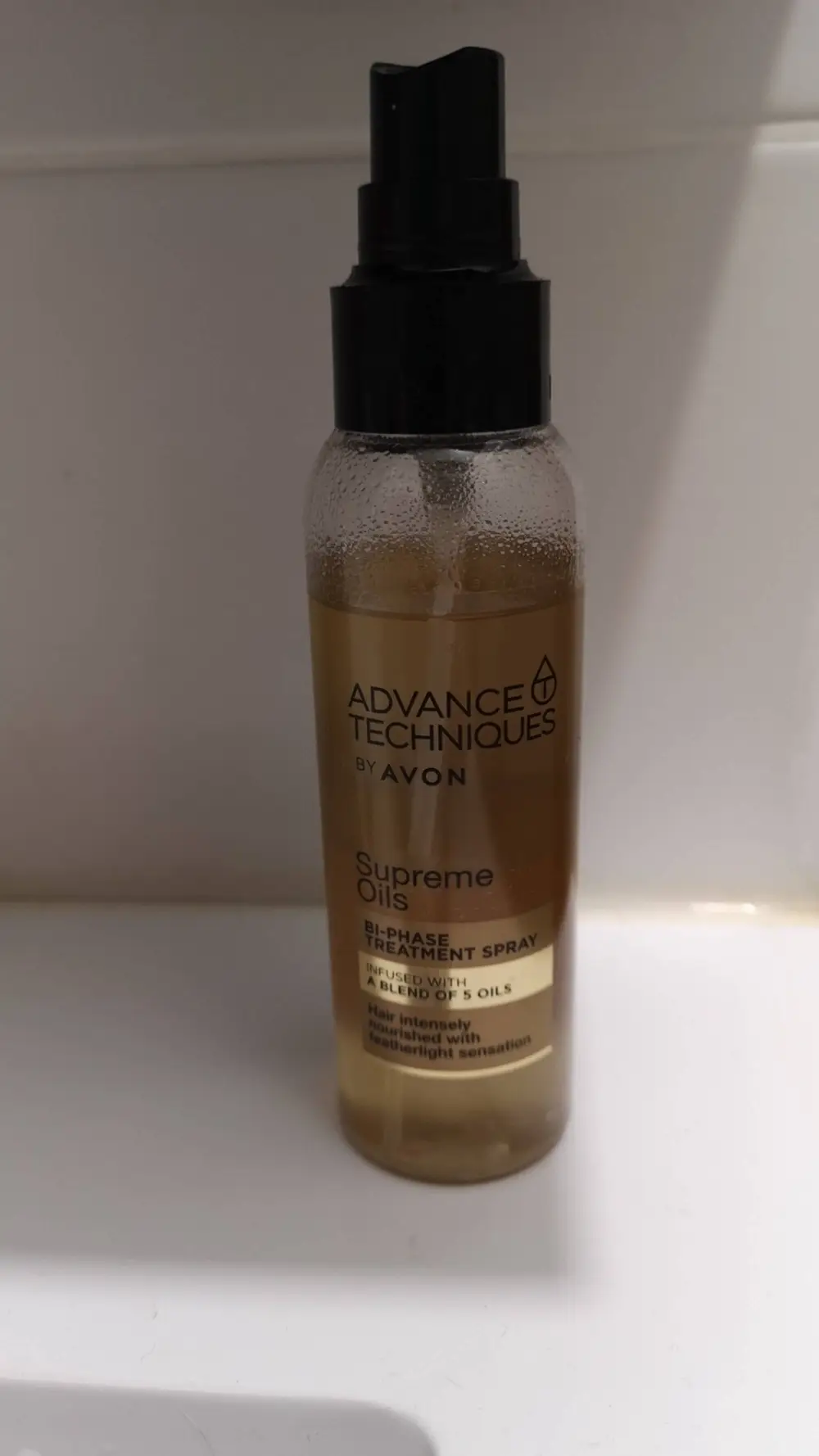 AVON - Supreme oils - Bi-phase treatment spray