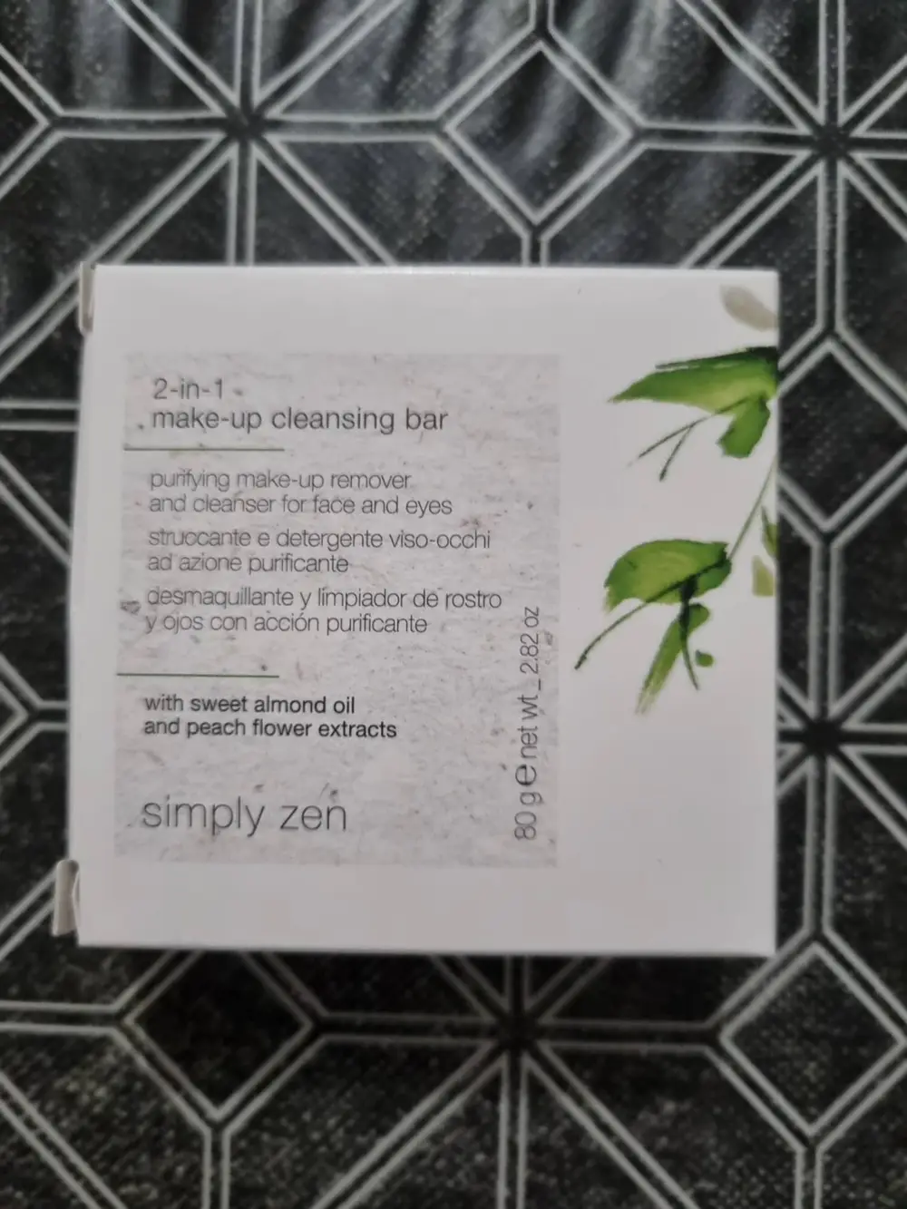 SIMPLY ZEN - 2-in-1 make-up cleansing bar
