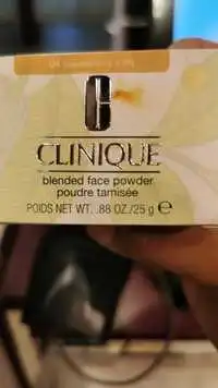 CLINIQUE - Poudre tamisé