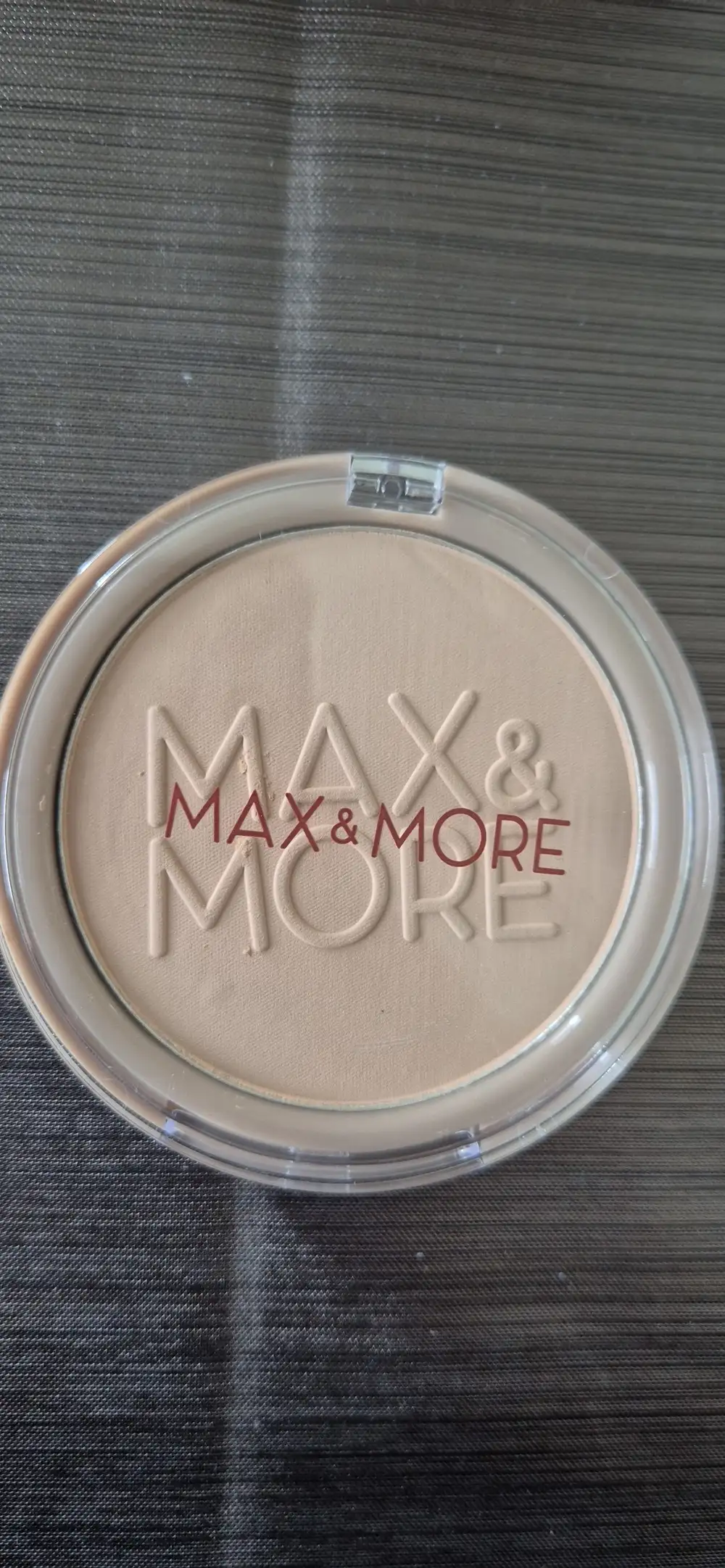 MAX & MORE - Poudre de finition compacte