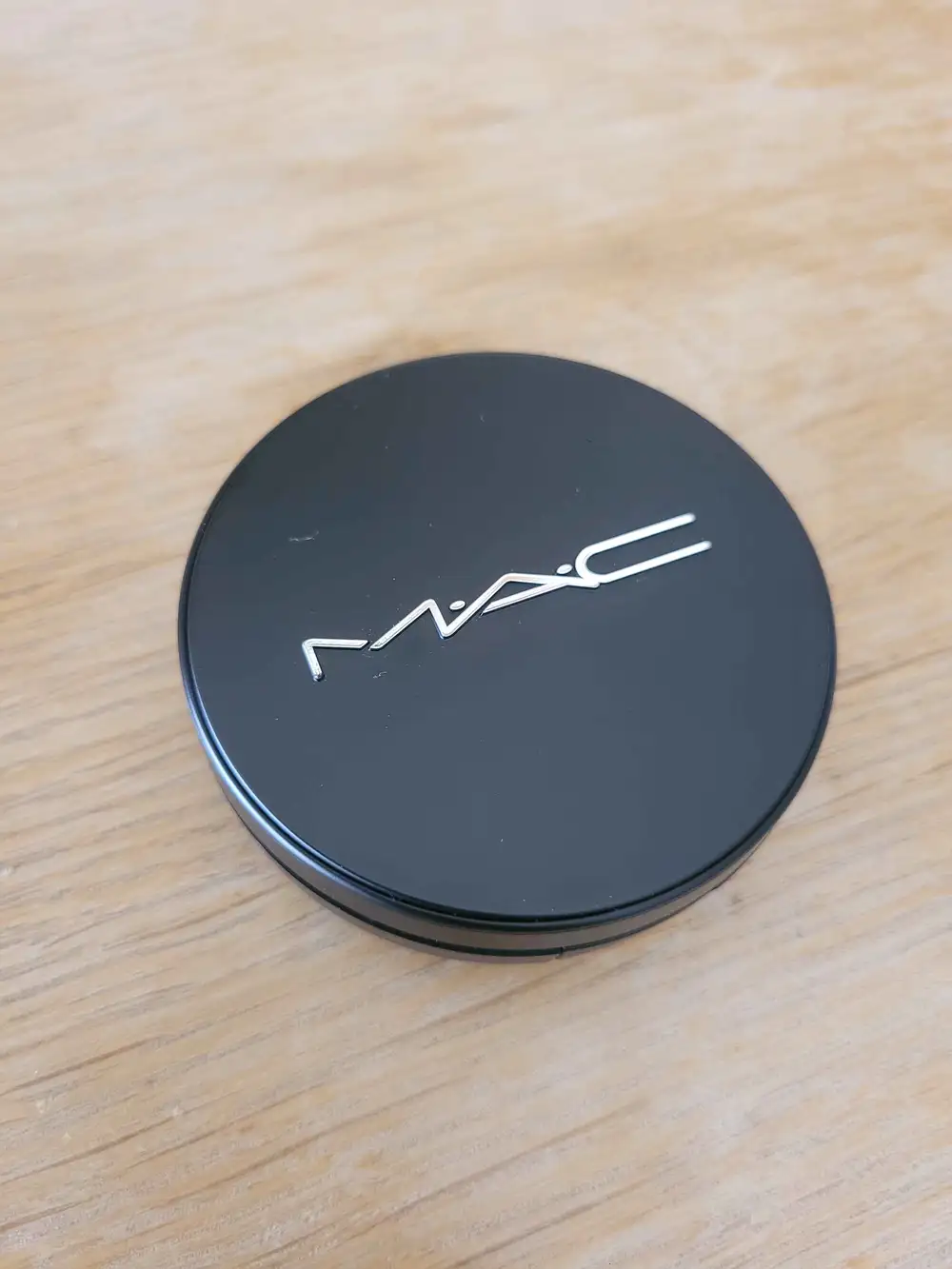 MAC COSMETICS - Base de maquillaje en polvo