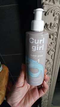 CURL GIRL - Low-poo - Shampoo step 1