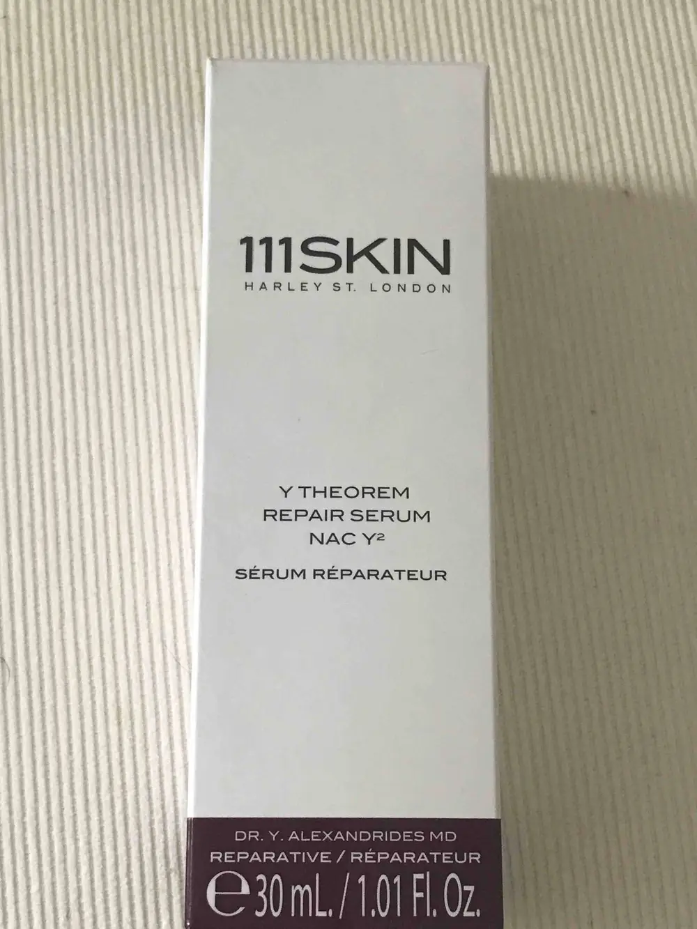 111 SKIN - Y Theorem  Nac Y2 - Sérum réparateur