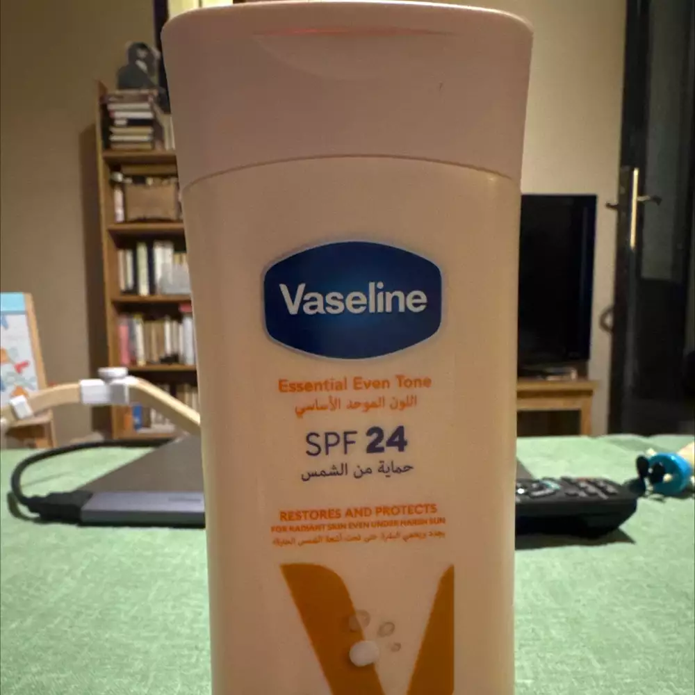 VASELINE - Body lotion spf 24