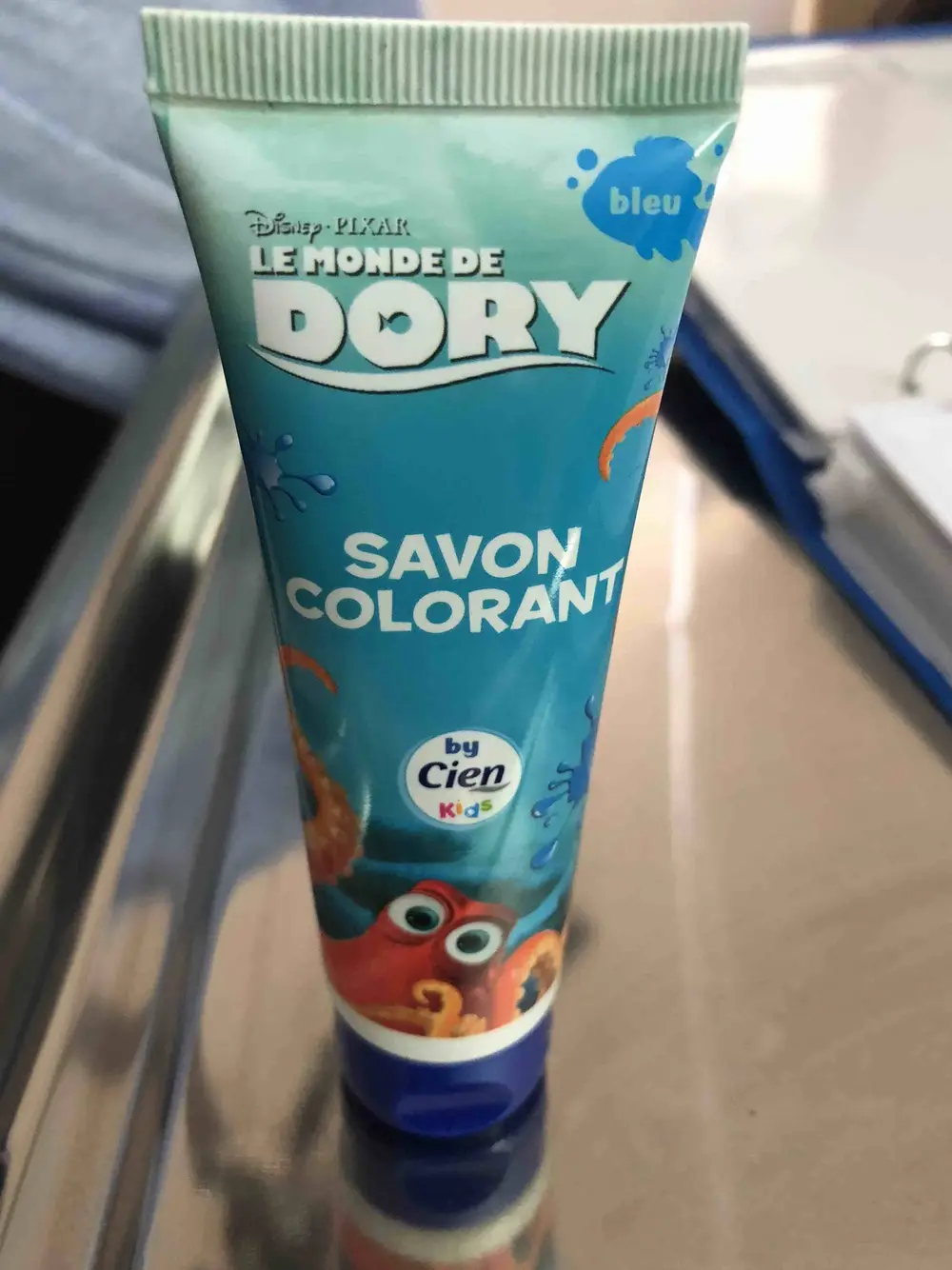 CIEN - Le monde de dory - Savon colorant