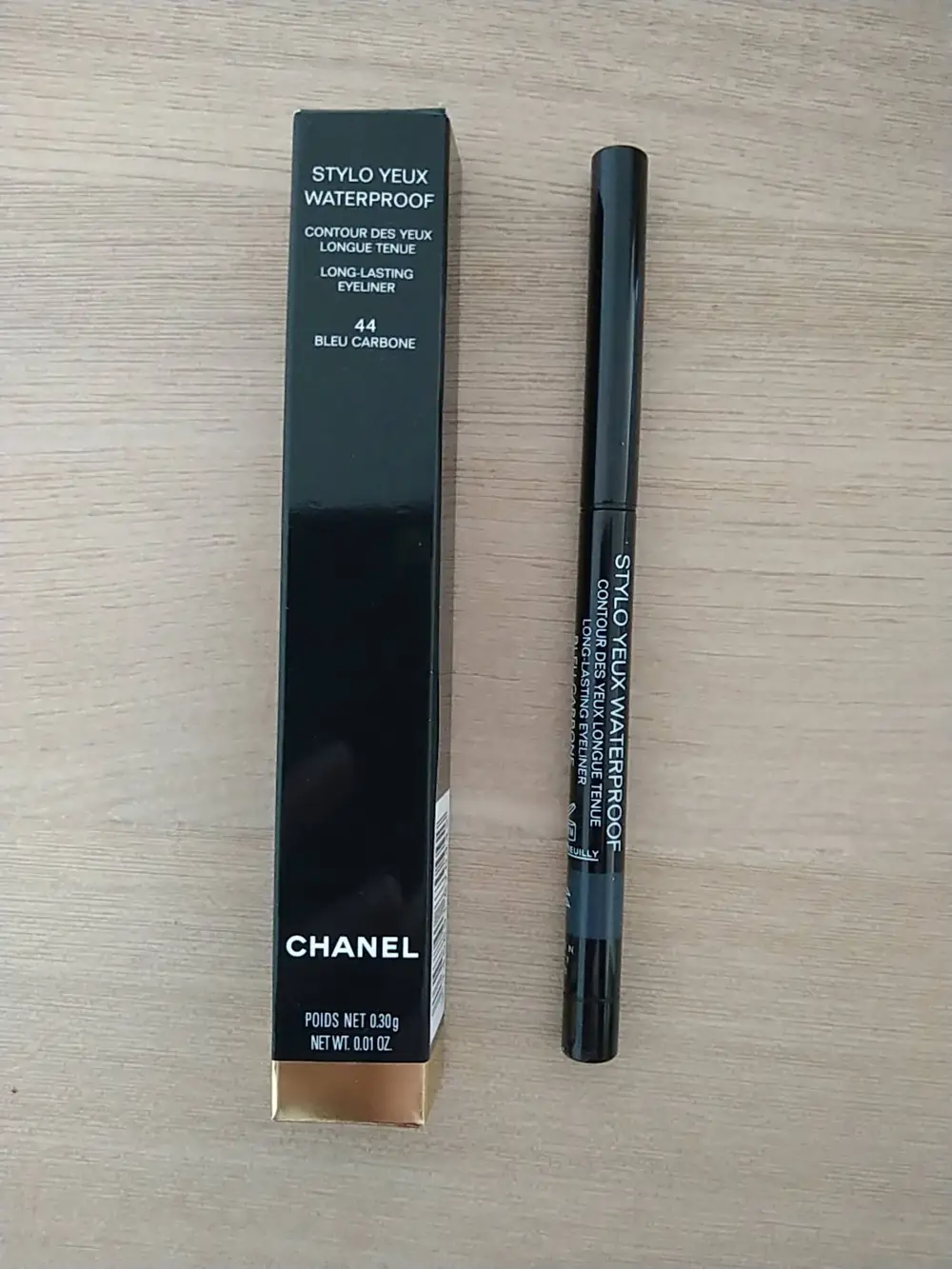 CHANEL - Stylo yeux waterproof 44 bleu carbone