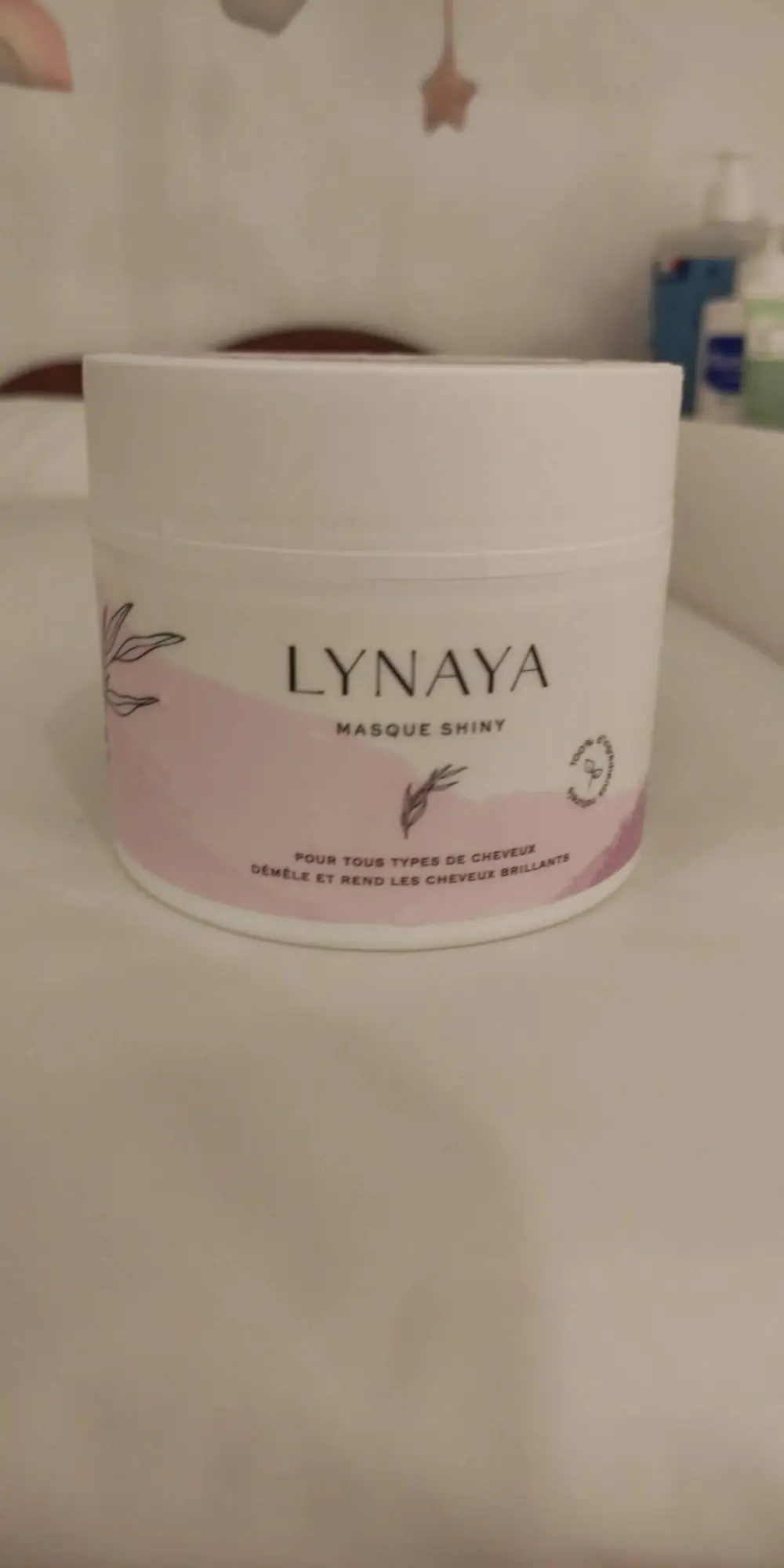 LYNAYA - Masque shiny